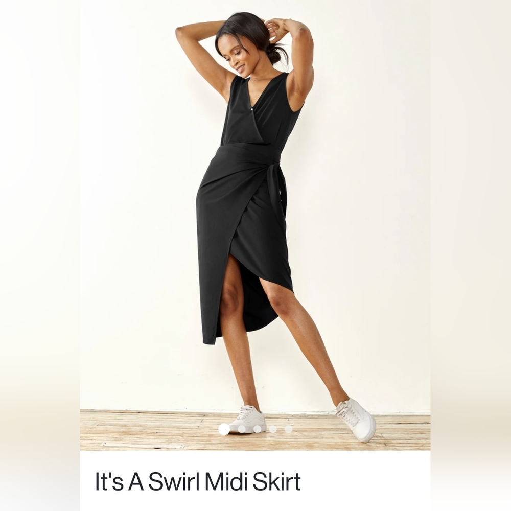 ADAY It's a swirl skirt